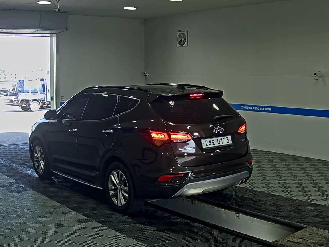 HYUNDAI SANTA FE THE PRIME DIESEL R2.0 2WD PREMIUM 2017 - zdjęcie 6
