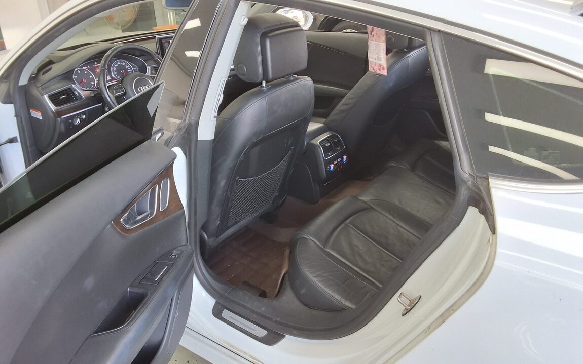 AUDI A7 50 TDI QUATTRO COMFORT 2016 - zdjęcie 12