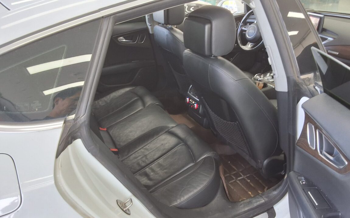AUDI A7 50 TDI QUATTRO COMFORT 2016 - zdjęcie 13