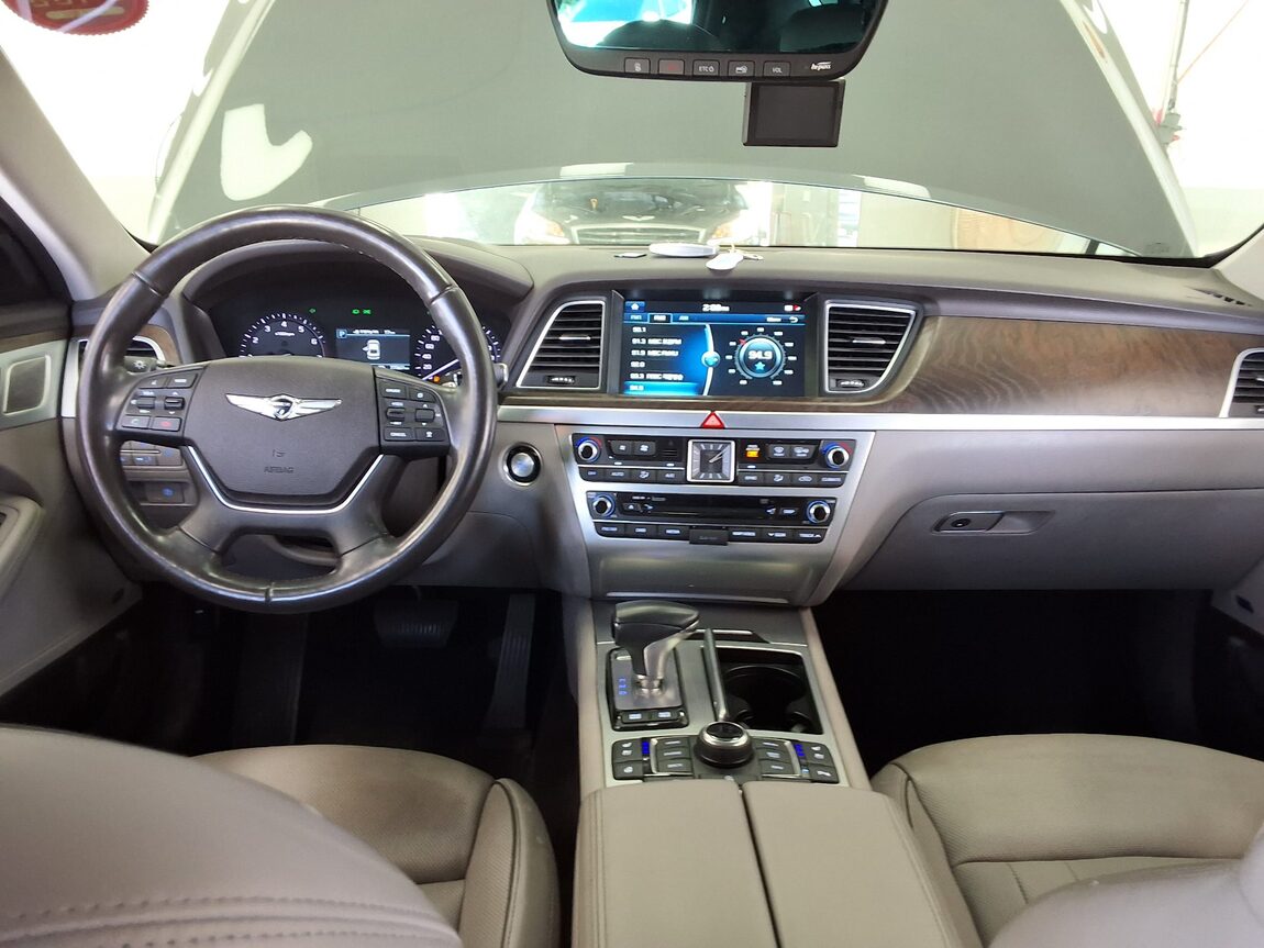 GENESIS G80 3.3 GDi PREMIUM LUXURY 2017 - zdjęcie 11