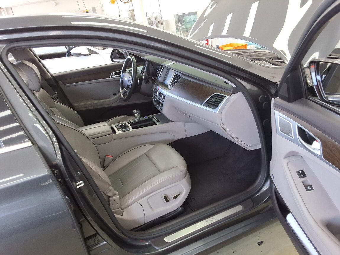 GENESIS G80 3.3 GDi PREMIUM LUXURY 2017 - zdjęcie 14