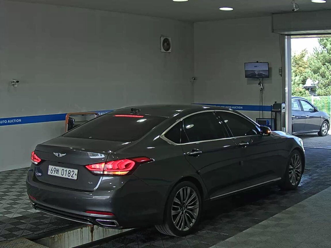 GENESIS G80 3.3 GDi PREMIUM LUXURY 2017 - zdjęcie 5