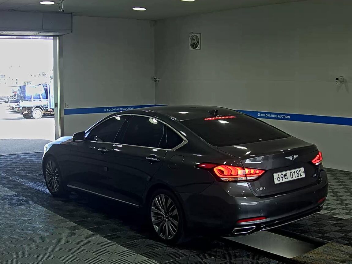 GENESIS G80 3.3 GDi PREMIUM LUXURY 2017 - zdjęcie 6