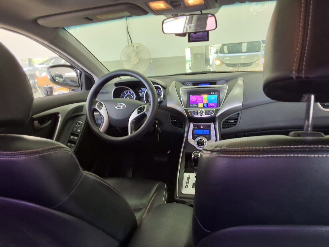 HYUNDAI AVANTE MD M16 GDi LUXURY 2011 - zdjęcie 11