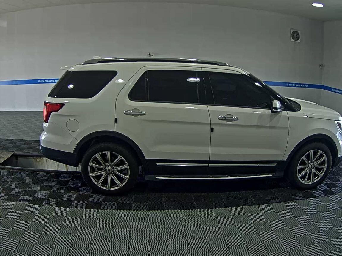 FORD EXPLORER (5TH GEN) 2.3 AWD LIMITED 2017 - zdjęcie 4