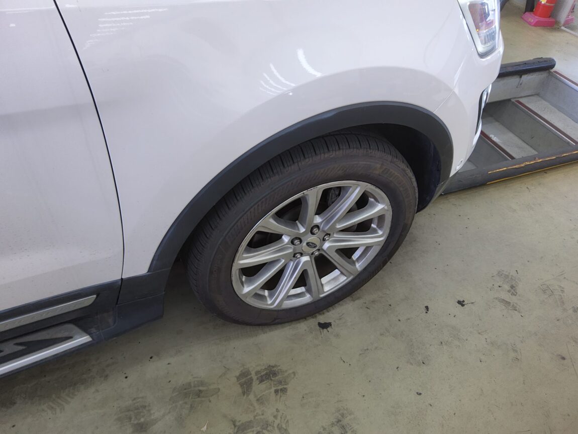 FORD EXPLORER (5TH GEN) 2.3 AWD LIMITED 2017 - zdjęcie 23