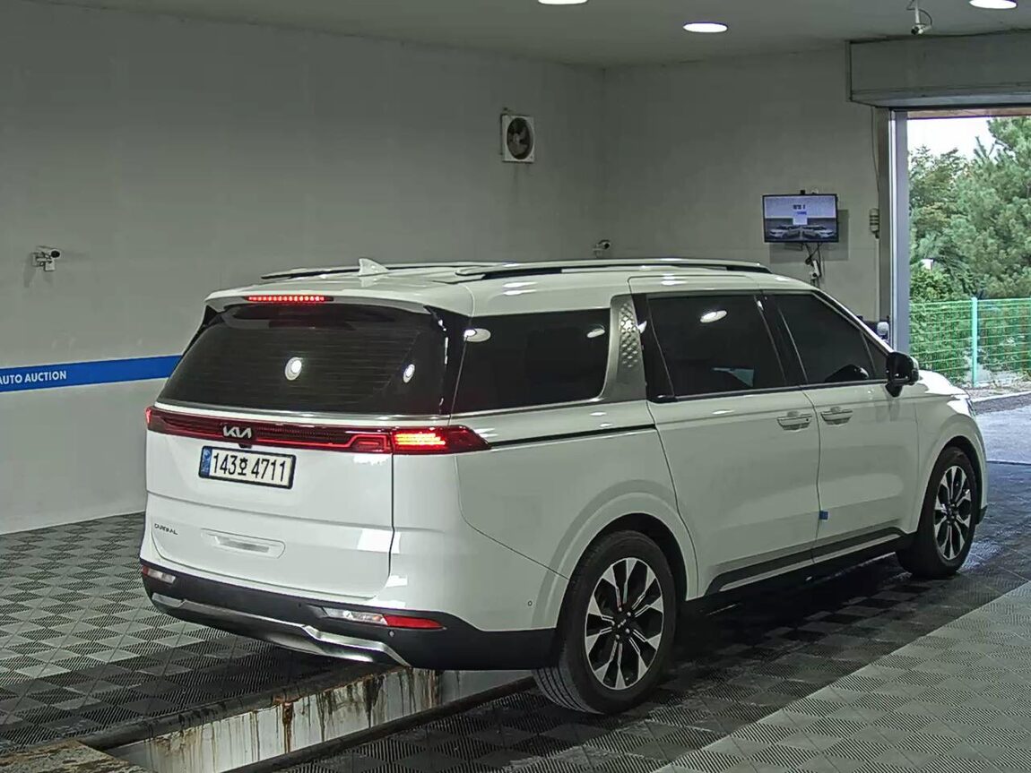 KIA NEW CARNIVAL (KA4) 9-SEATER GASOLINE SIGNATURE 2023 - zdjęcie 5