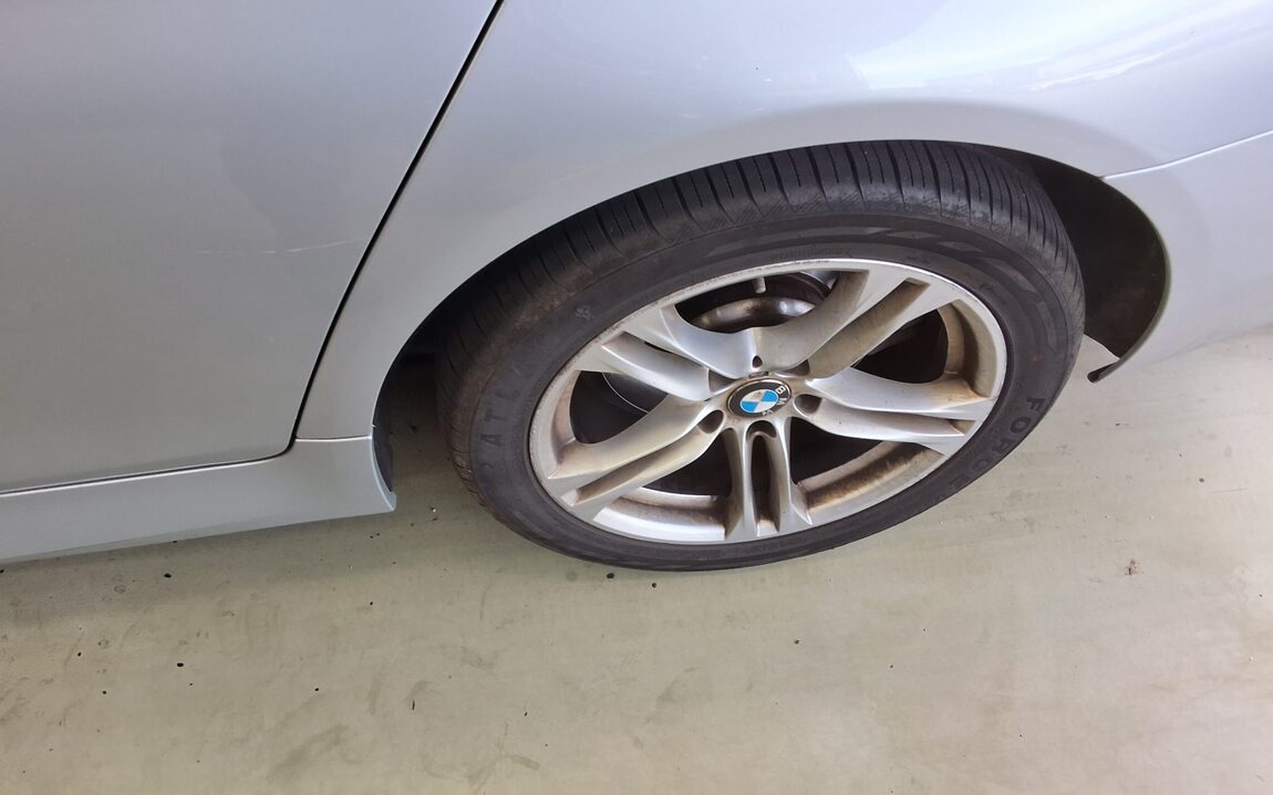 BMW 5 SERIES (6TH GEN) 520d xDRIVE M AERODYNAMIC 2016 - zdjęcie 25