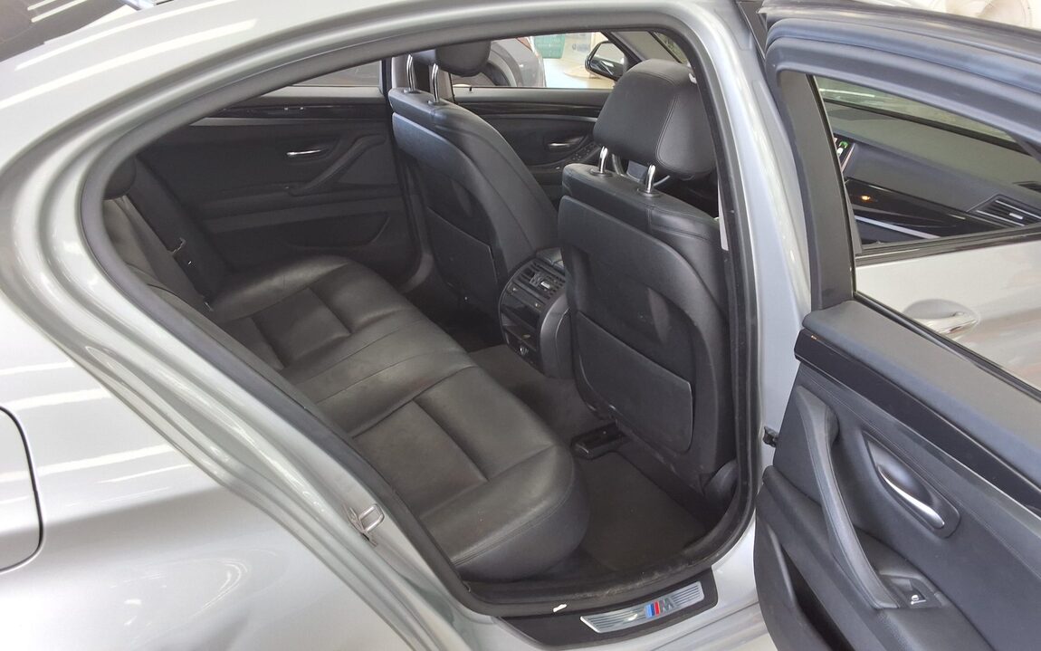 BMW 5 SERIES (6TH GEN) 520d xDRIVE M AERODYNAMIC 2016 - zdjęcie 13