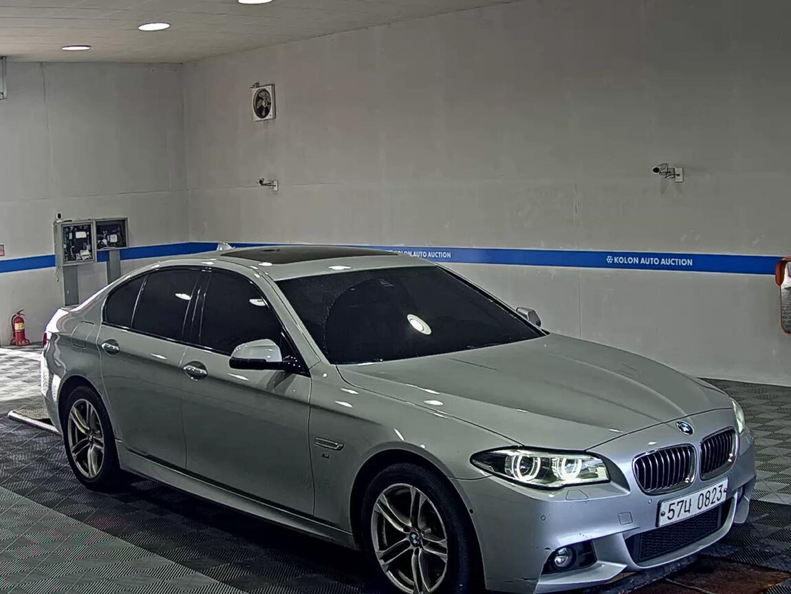 BMW 5 SERIES (6TH GEN) 520d xDRIVE M AERODYNAMIC 2016 - zdjęcie 3