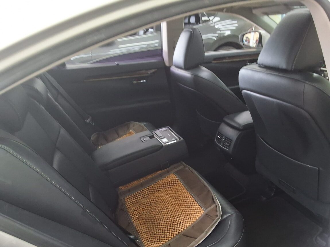 LEXUS ES (6TH GEN) 300h 2014 - zdjęcie 14