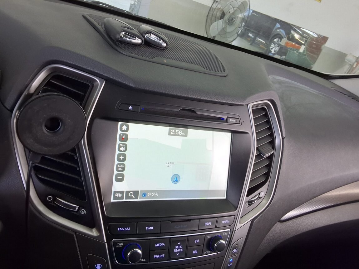 HYUNDAI SANTA FE THE PRIME DIESEL R2.0 2WD EXCLUSIVE 2017 - zdjęcie 17