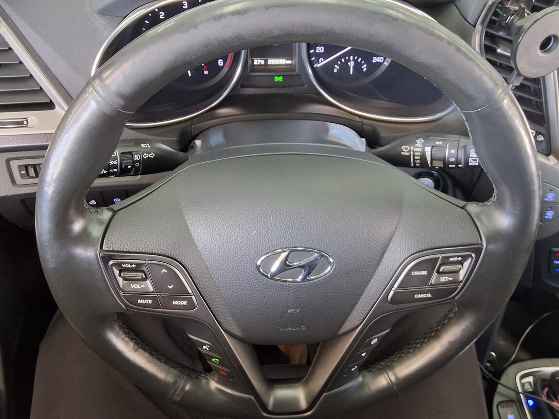 HYUNDAI SANTA FE THE PRIME DIESEL R2.0 2WD EXCLUSIVE 2017 - zdjęcie 19
