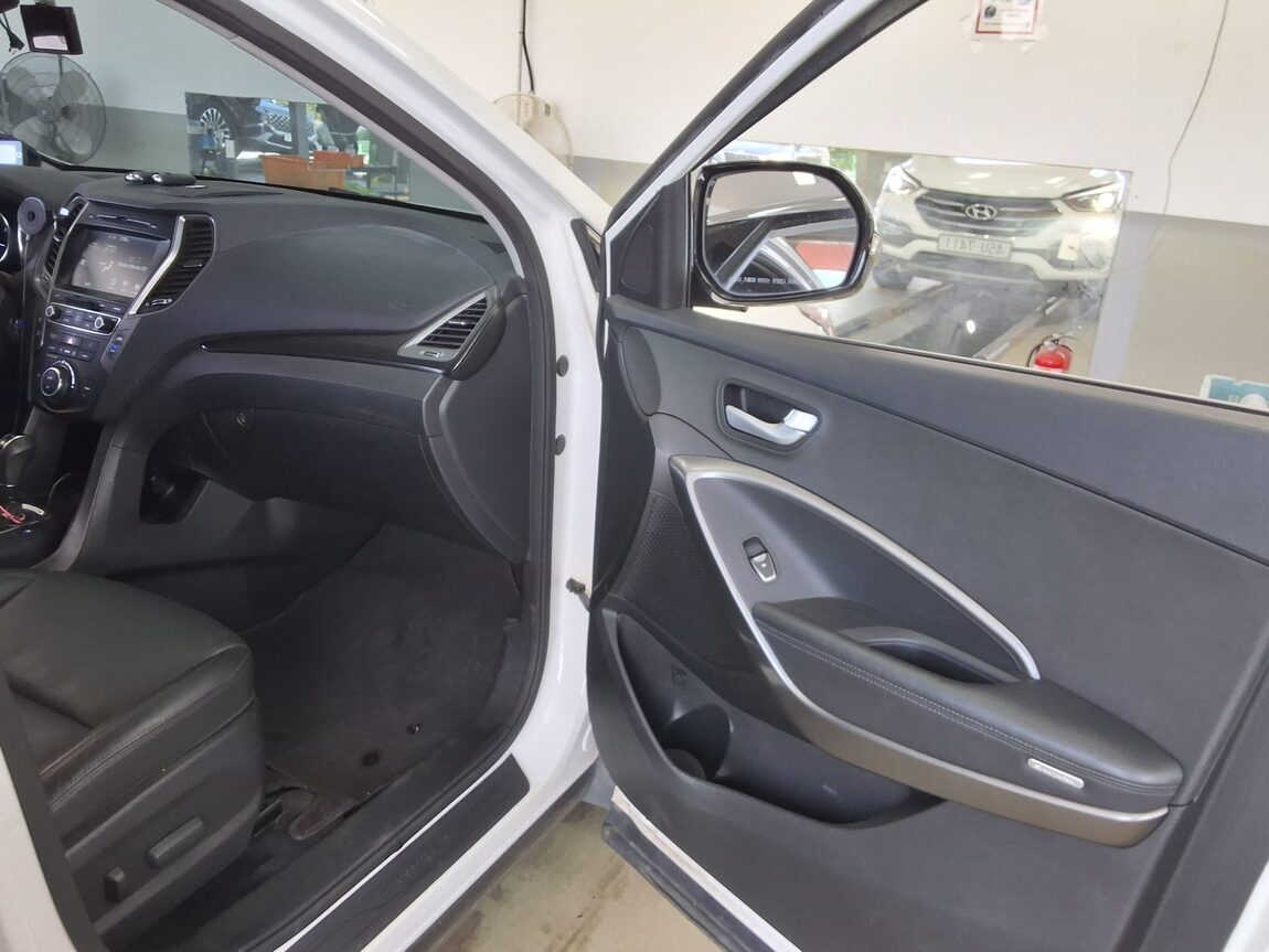 HYUNDAI SANTA FE THE PRIME DIESEL R2.0 2WD EXCLUSIVE 2017 - zdjęcie 14