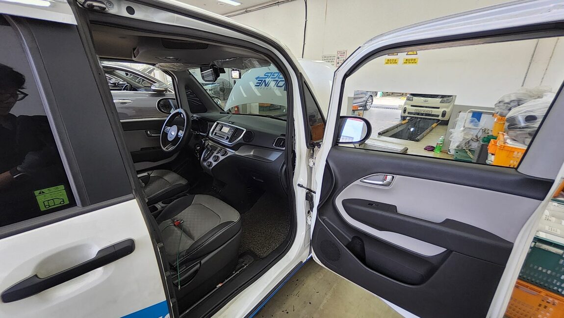 KIA THE NEW RAY VAN PRESTIGE SPECIAL 2021 - zdjęcie 14
