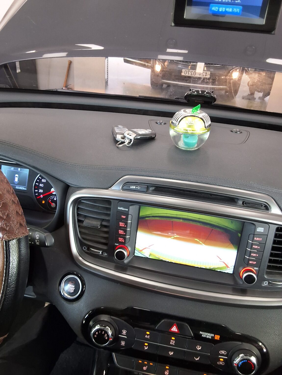 KIA ALL NEW SORENTO R2.0 2WD LUXURY 2016 - zdjęcie 17