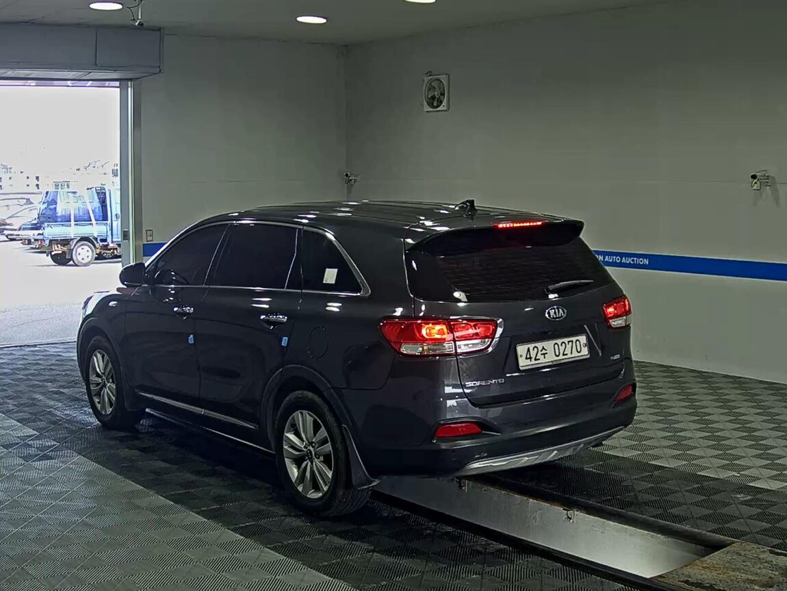 KIA ALL NEW SORENTO R2.0 2WD LUXURY 2016 - zdjęcie 6
