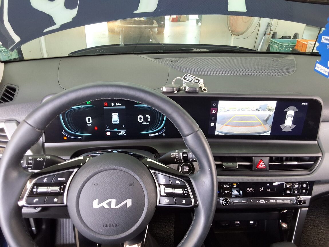 KIA THE NEW SELTOS 1.6 GASOLINE TURBO 4WD TRENDY 2025 - zdjęcie 17