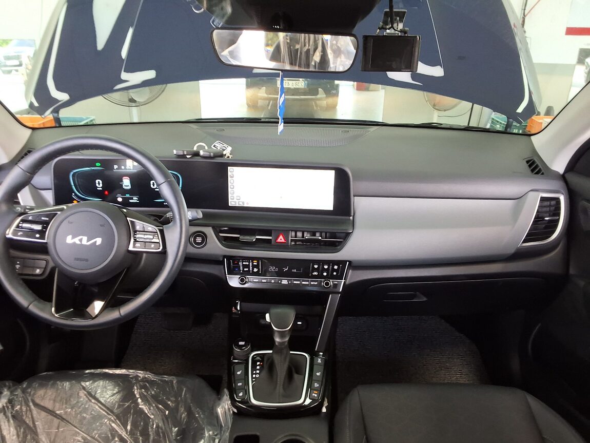 KIA THE NEW SELTOS 1.6 GASOLINE TURBO 4WD TRENDY 2025 - zdjęcie 11