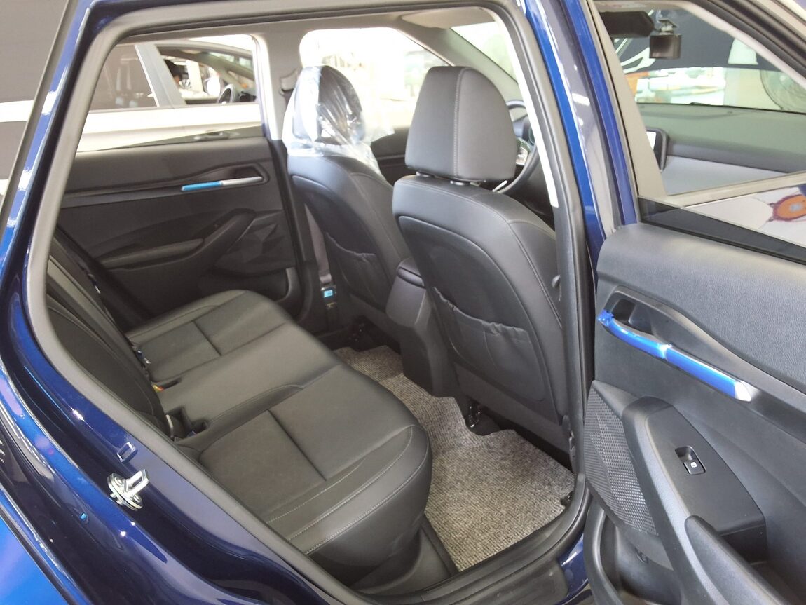 KIA THE NEW SELTOS 1.6 GASOLINE TURBO 4WD TRENDY 2025 - zdjęcie 13