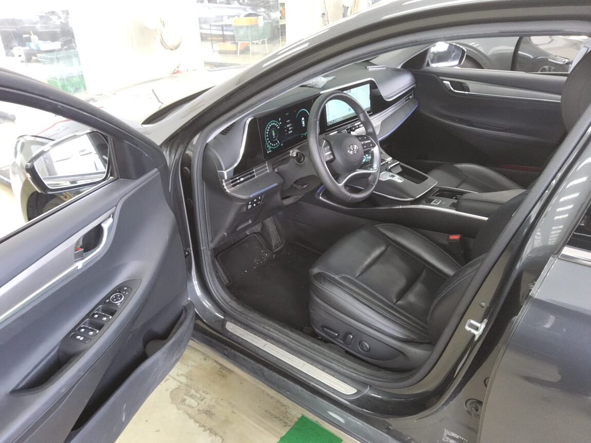 HYUNDAI THE NEW GRANDEUR IG HYBRID 2.4 HEV LE BLANC 2022 - zdjęcie 10