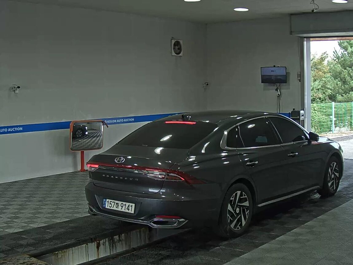 HYUNDAI THE NEW GRANDEUR IG HYBRID 2.4 HEV LE BLANC 2022 - zdjęcie 5