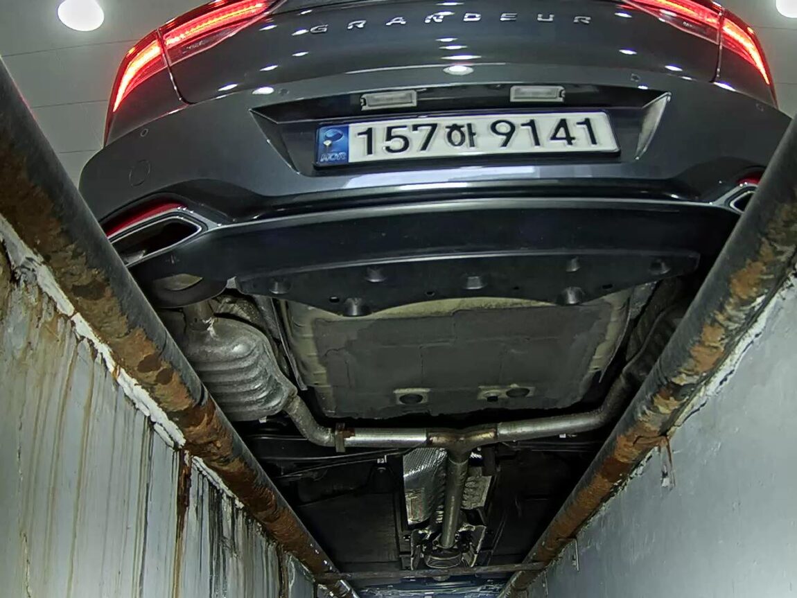 HYUNDAI THE NEW GRANDEUR IG HYBRID 2.4 HEV LE BLANC 2022 - zdjęcie 8