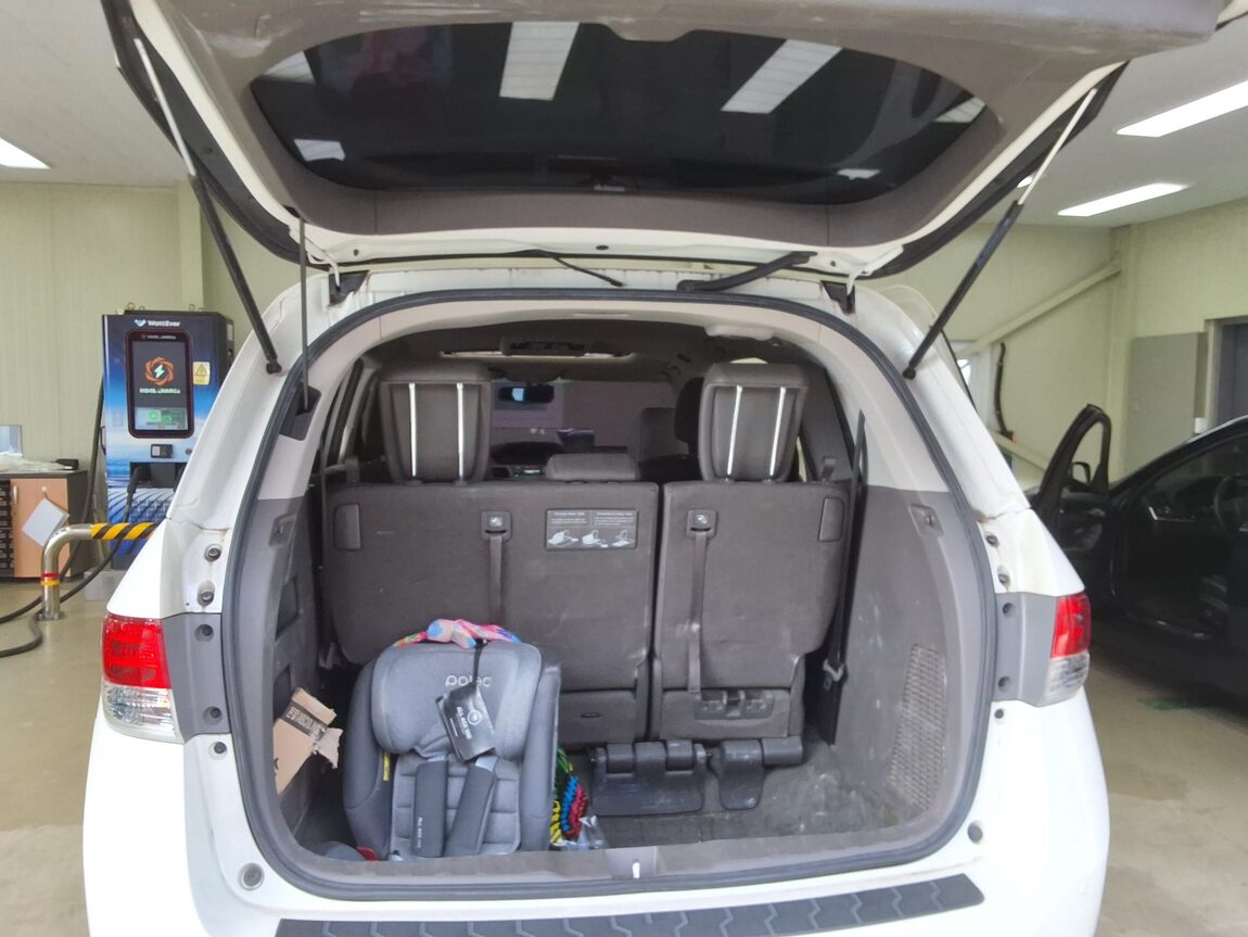 HONDA ODYSSEY (4TH GEN) 3.5 2016 - zdjęcie 16