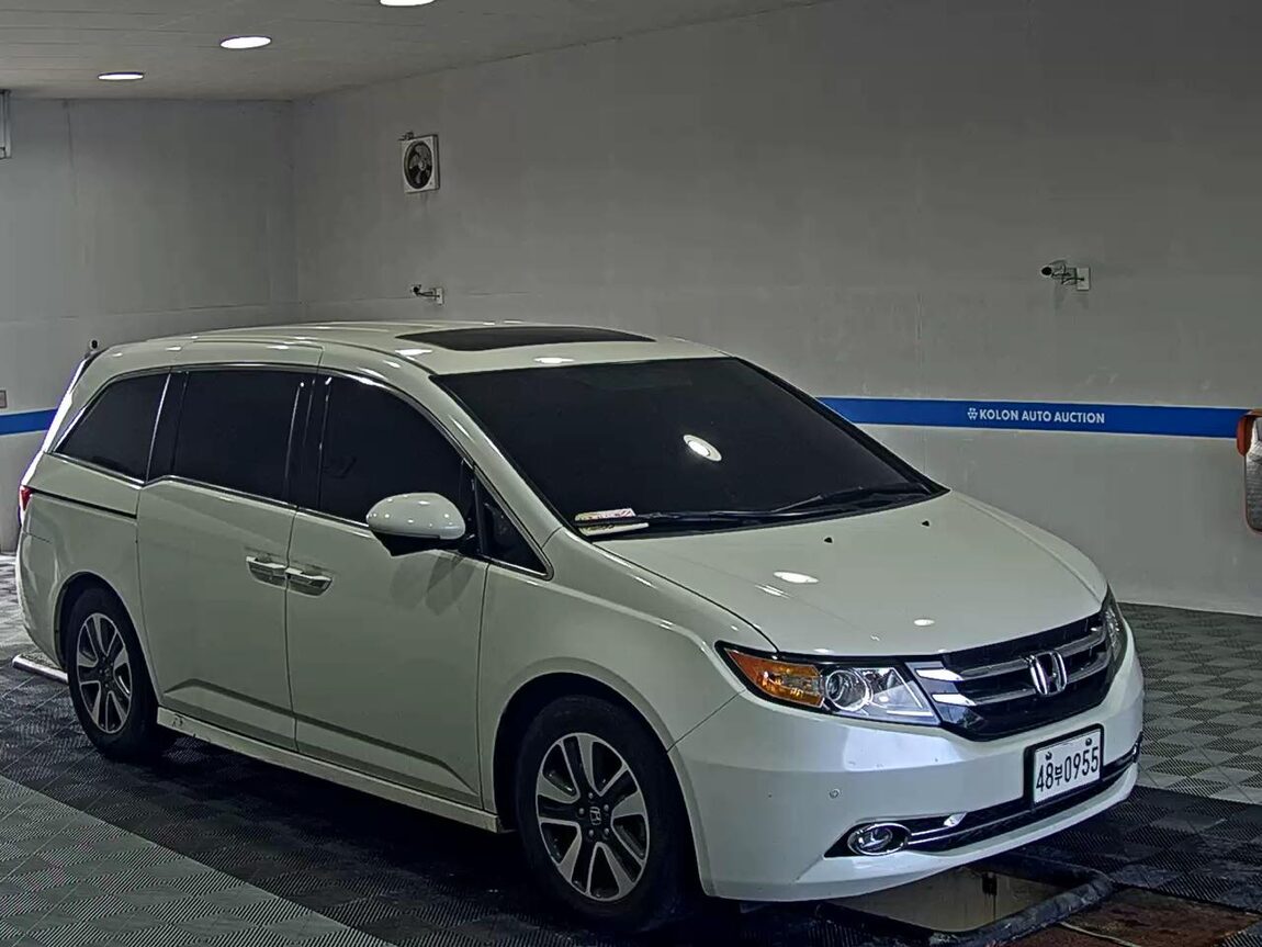 HONDA ODYSSEY (4TH GEN) 3.5 2016 - zdjęcie 3