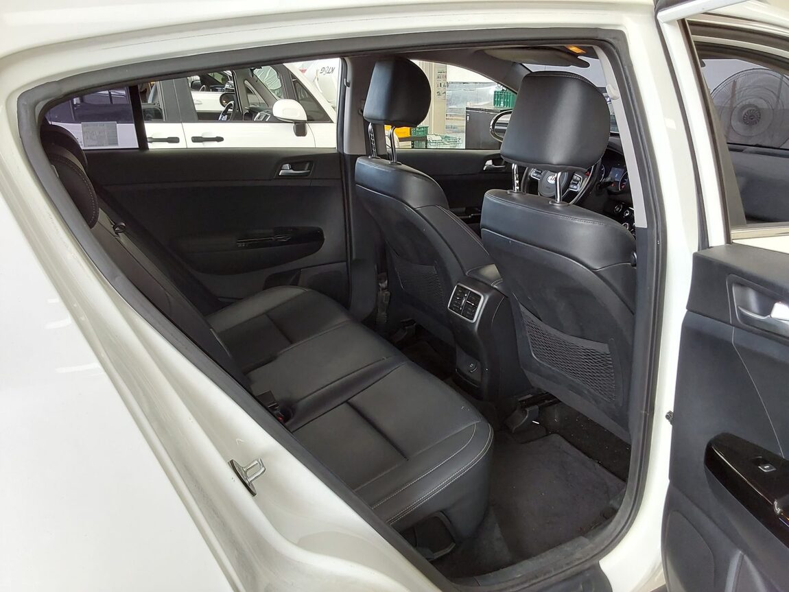 KIA NEW SPORTAGE R2.0 2WD NOBLESSE 2016 - zdjęcie 13