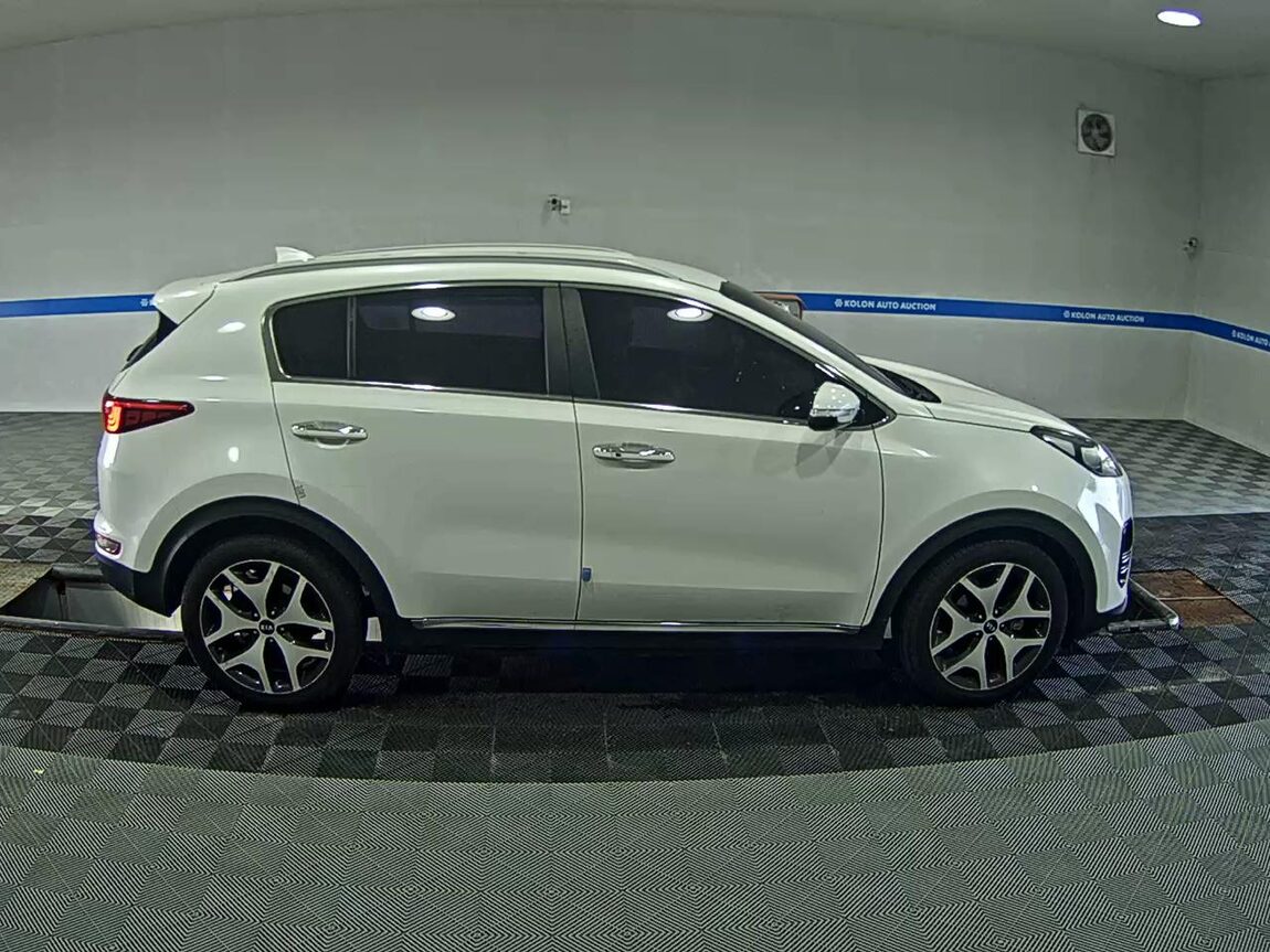 KIA NEW SPORTAGE R2.0 2WD NOBLESSE 2016 - zdjęcie 4