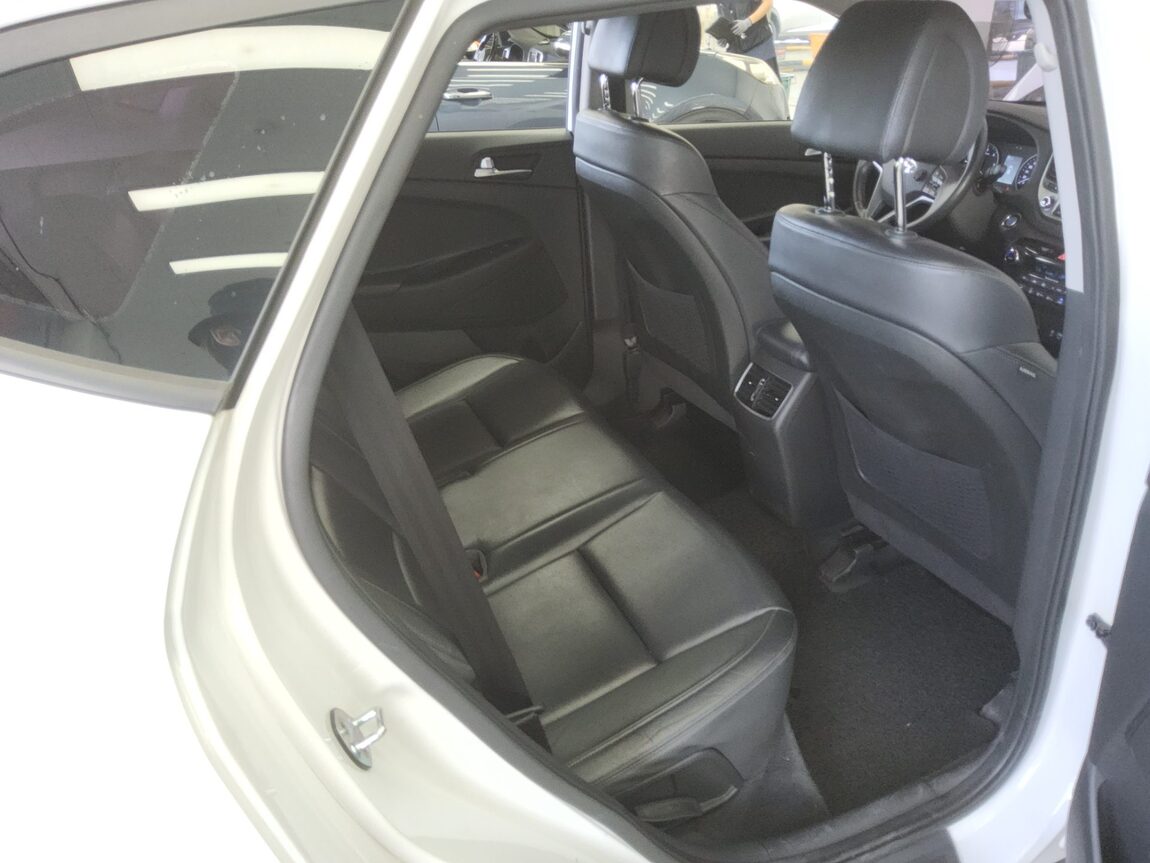 HYUNDAI ALL NEW TUCSON DIESEL R2.0 2WD MODERN 2017 - zdjęcie 13