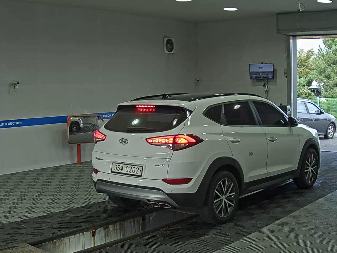 HYUNDAI ALL NEW TUCSON DIESEL R2.0 2WD MODERN 2017 - zdjęcie 5