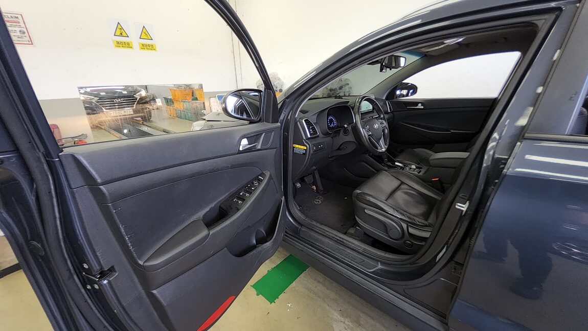 HYUNDAI NEW TUCSON 2.0 DIESEL 2WD MODERN 2019 - zdjęcie 10