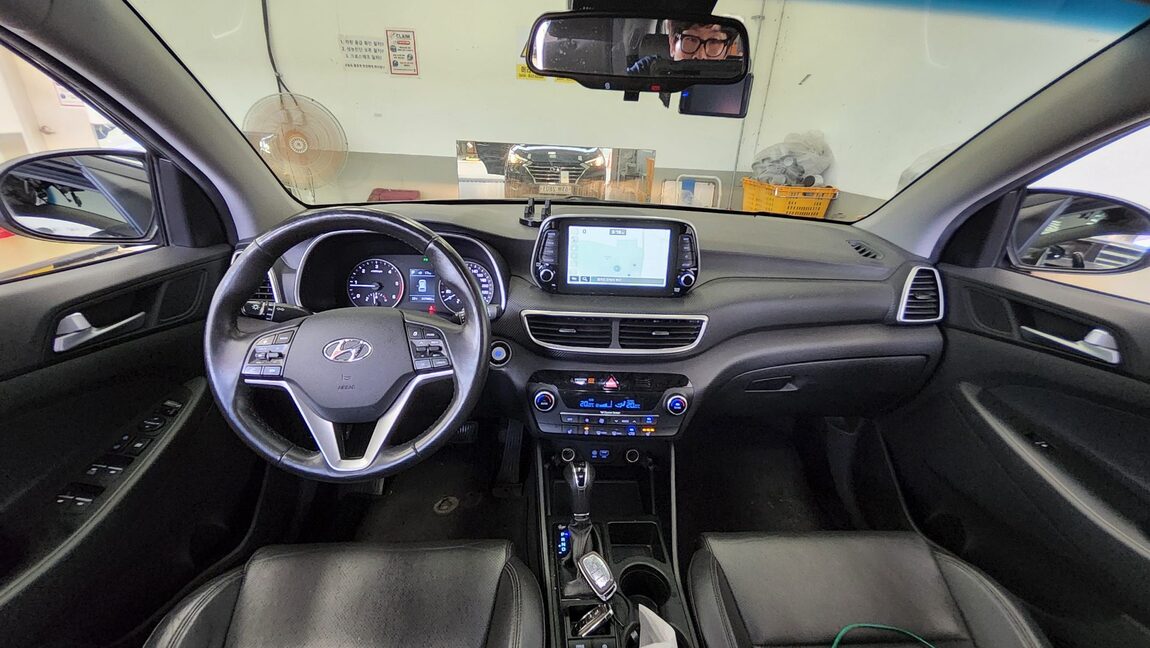 HYUNDAI NEW TUCSON 2.0 DIESEL 2WD MODERN 2019 - zdjęcie 11