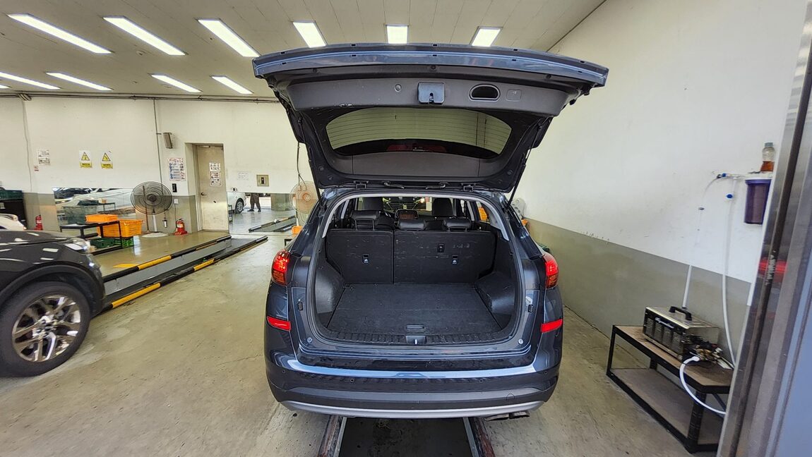 HYUNDAI NEW TUCSON 2.0 DIESEL 2WD MODERN 2019 - zdjęcie 15