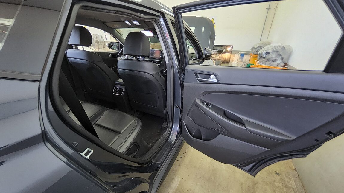 HYUNDAI NEW TUCSON 2.0 DIESEL 2WD MODERN 2019 - zdjęcie 13