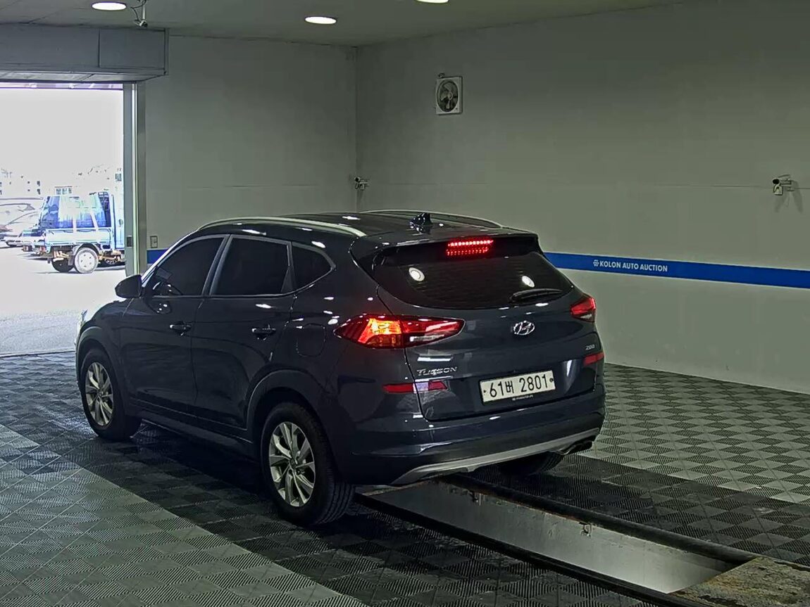 HYUNDAI NEW TUCSON 2.0 DIESEL 2WD MODERN 2019 - zdjęcie 6