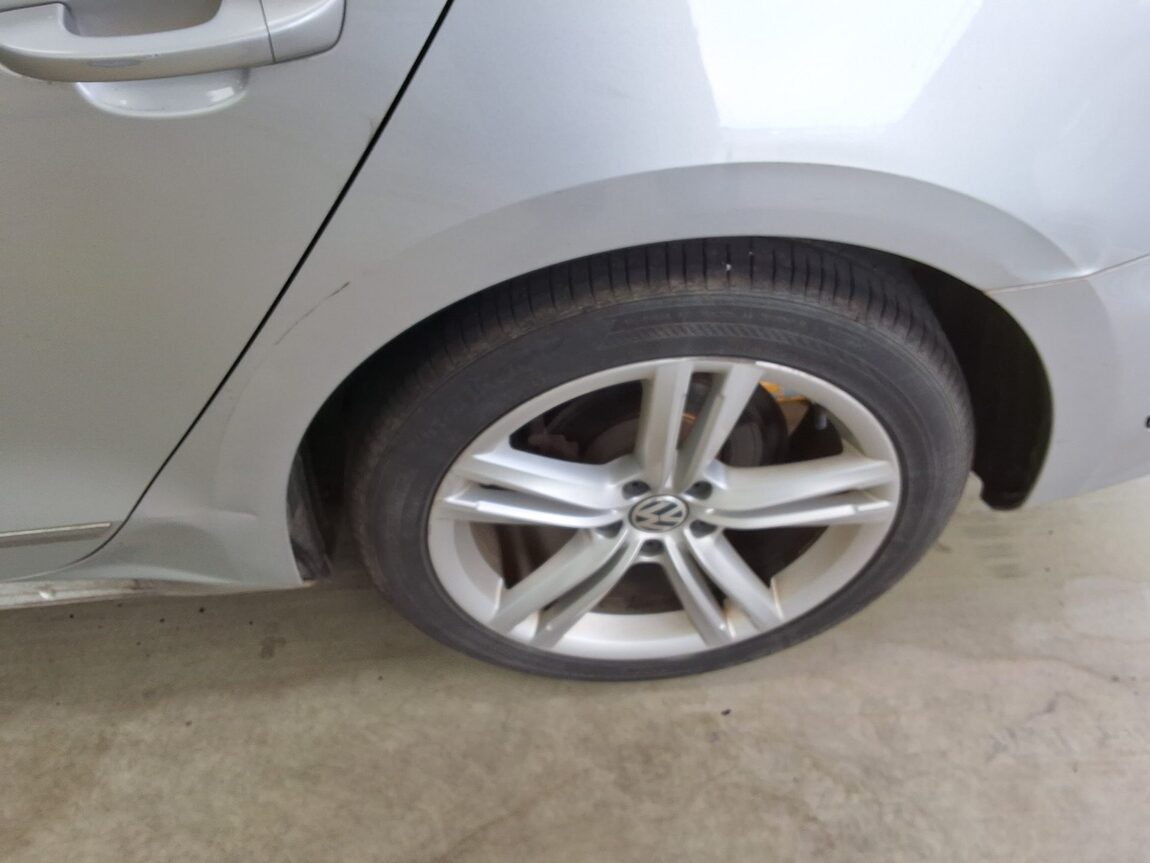 VOLKSWAGEN THE NEW PASSAT (7TH GEN) 2.0 TDI 2015 - zdjęcie 20