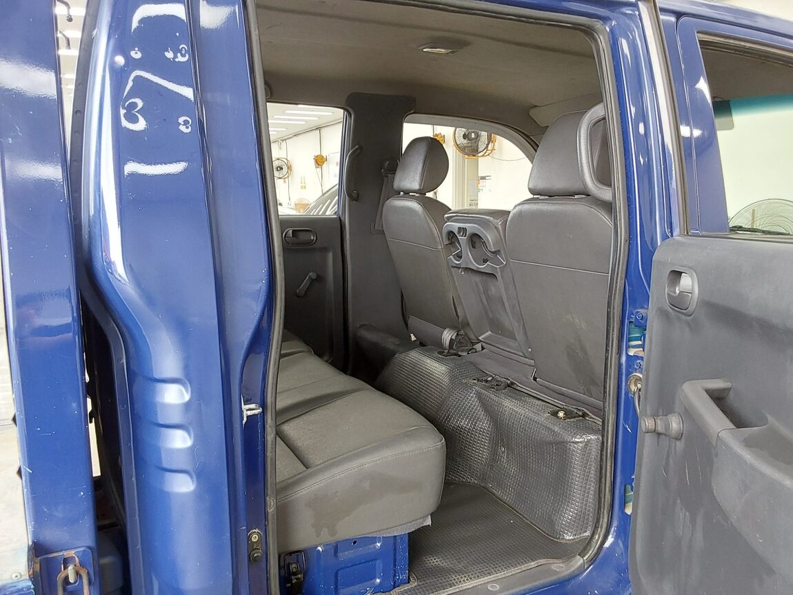 KIA BONGO III CARGO CRDi DOUBLE CAB EXTRA LONG WHEELBASE 2015 - zdjęcie 13
