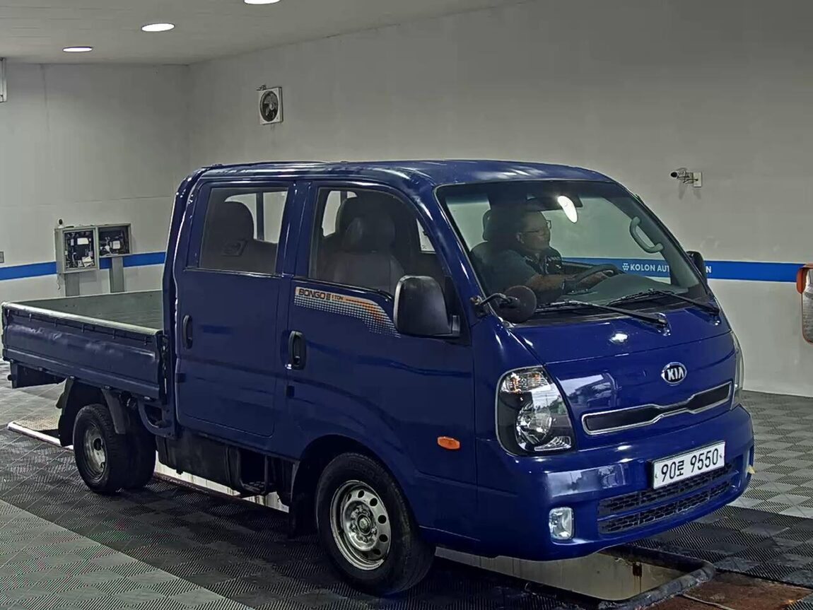 KIA BONGO III CARGO CRDi DOUBLE CAB EXTRA LONG WHEELBASE 2015 - zdjęcie 3