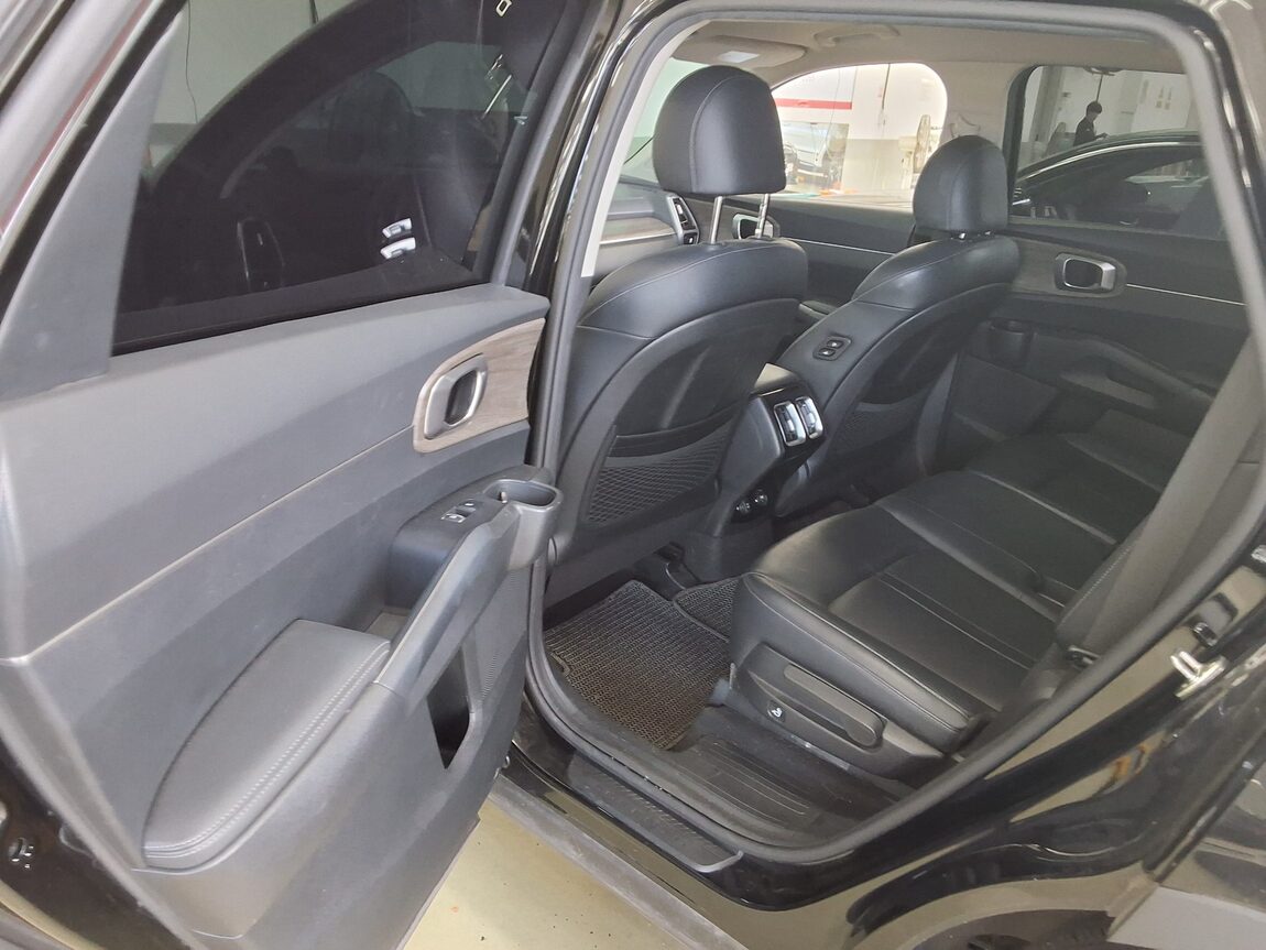 KIA NEW SORENTO (MQ4) 2.2 DIESEL 2WD PRESTIGE 2021 - zdjęcie 12