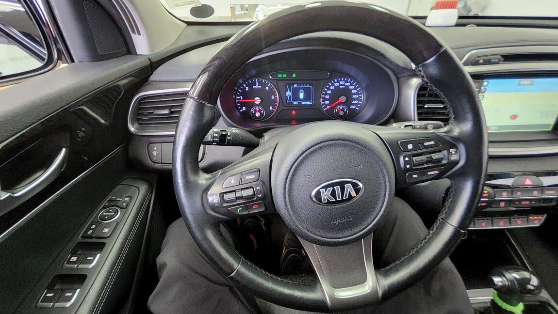 KIA ALL NEW SORENTO R2.2 4WD NOBLESSE 2015 - zdjęcie 17