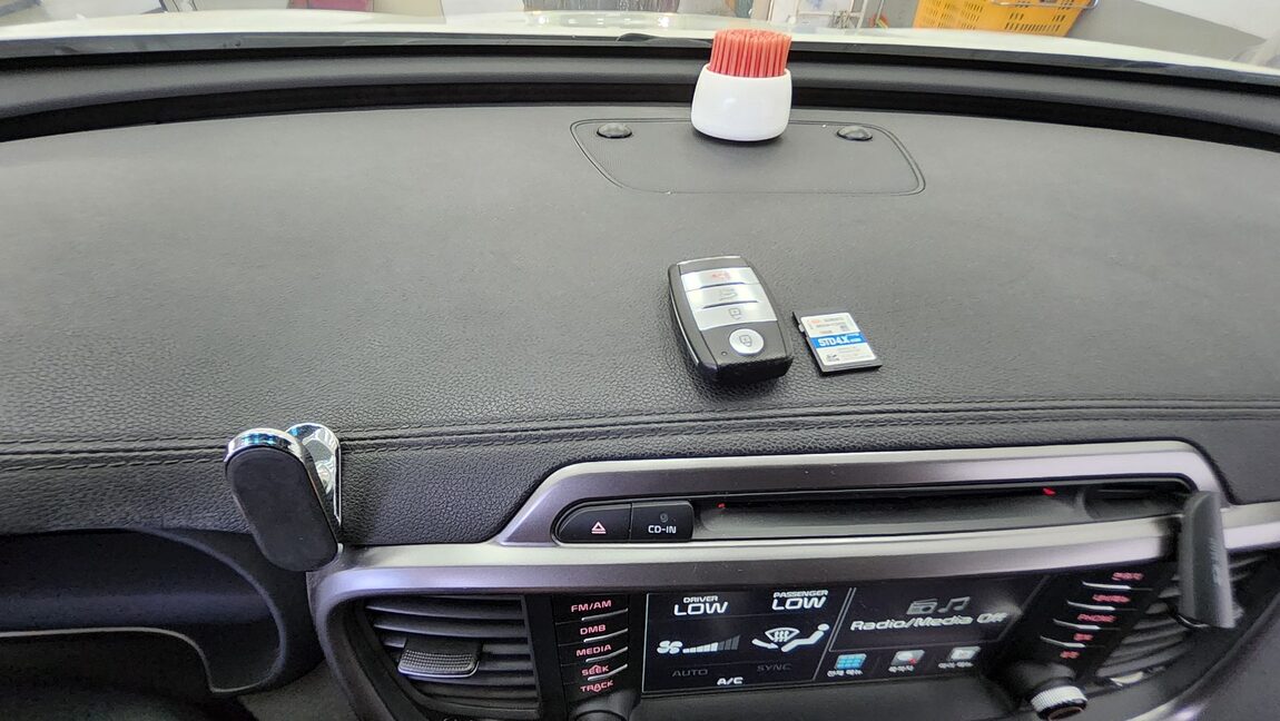 KIA ALL NEW SORENTO R2.2 4WD NOBLESSE 2015 - zdjęcie 19