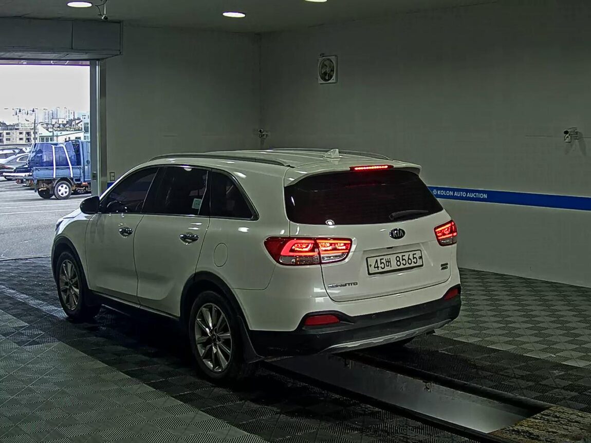 KIA ALL NEW SORENTO R2.2 4WD NOBLESSE 2015 - zdjęcie 6