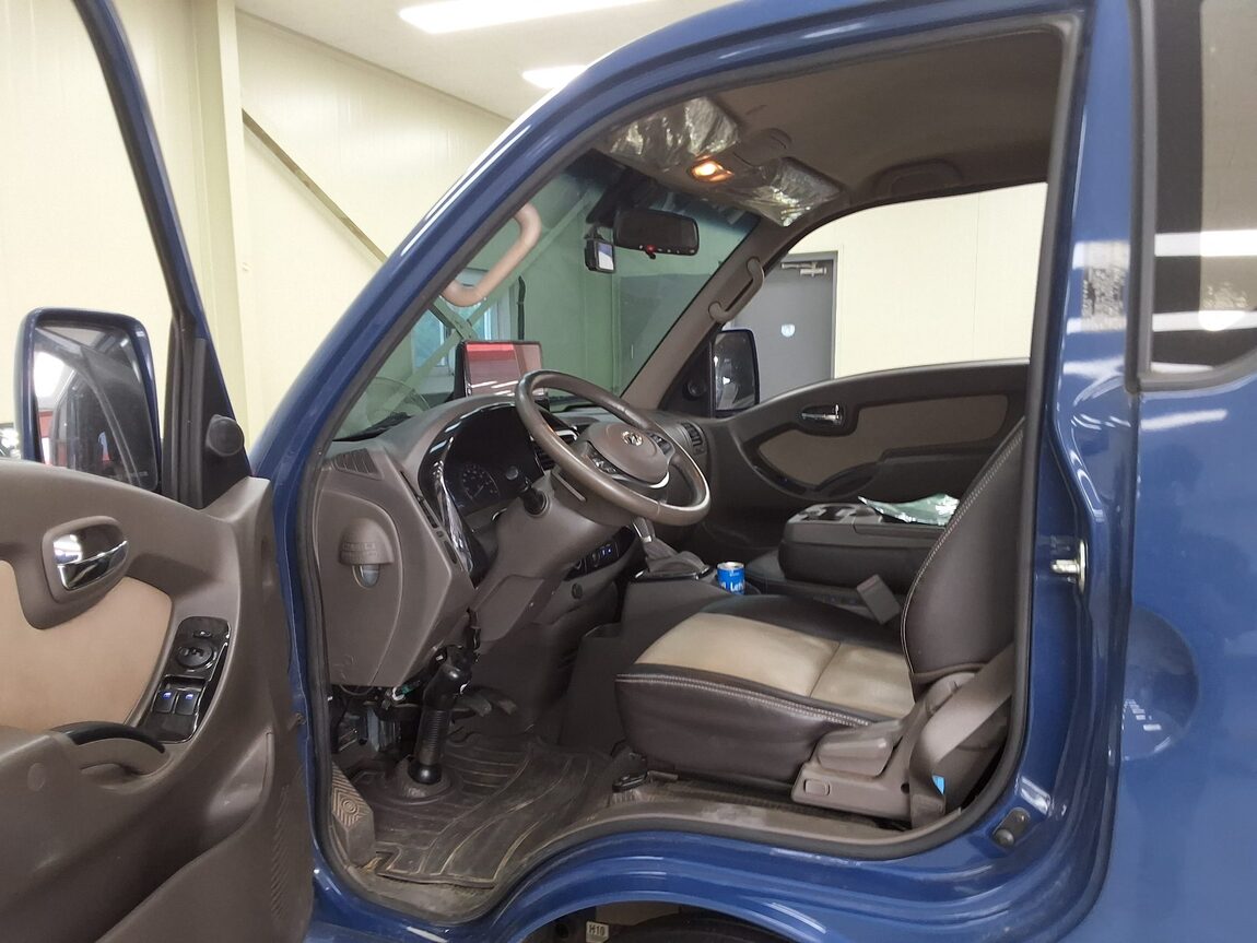 HYUNDAI PORTER II ELECTRIC CARGO PREMIUM SPECIAL 2023 - zdjęcie 11