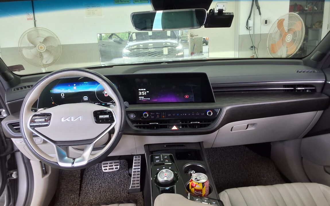 KIA K8 HYBRID HEV SIGNATURE 2022 - zdjęcie 11