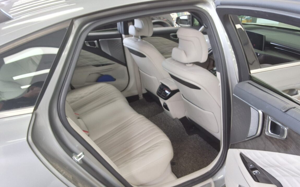 KIA K8 HYBRID HEV SIGNATURE 2022 - zdjęcie 13