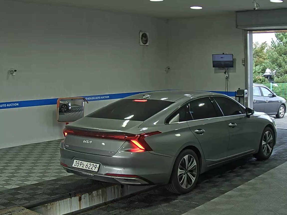 KIA K8 HYBRID HEV SIGNATURE 2022 - zdjęcie 5