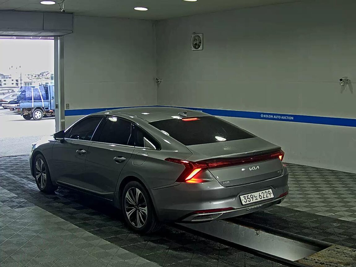 KIA K8 HYBRID HEV SIGNATURE 2022 - zdjęcie 6